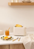 CREATE Off-White Toaster with 6 Power Levels