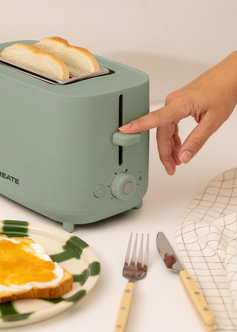 CREATE Sage Green Toaster with 6 Power Levels