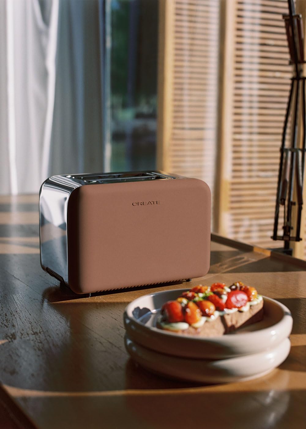 CREATE Retro Mocha Toaster with 6 Power Levels