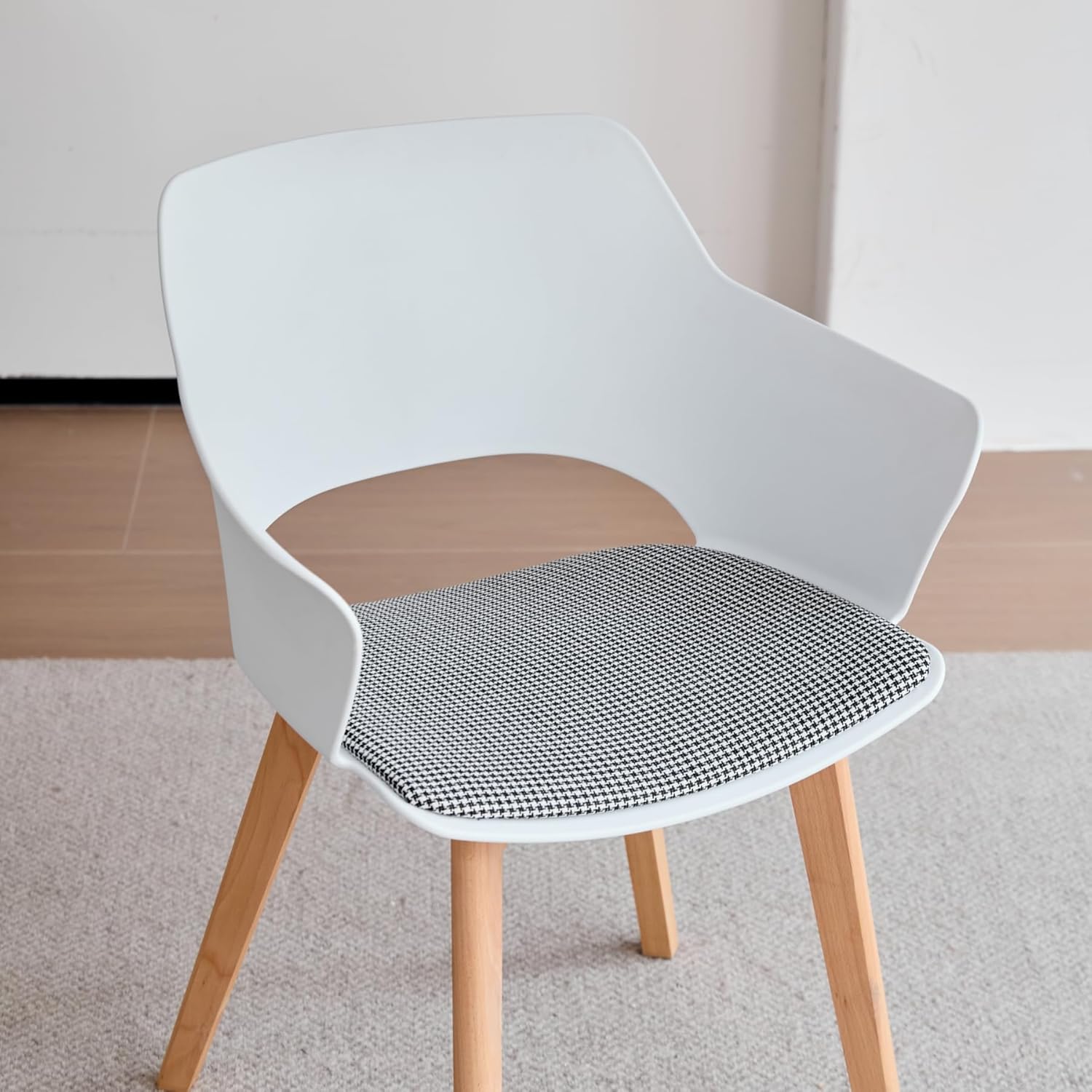 GrandCA HOME Nordic Kitchen Chairs Set of 4 with Solid Wood Legs