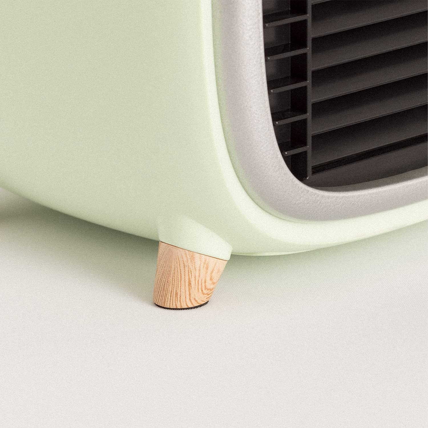 CREATE Mini Desktop Air Conditioner with Retro Design