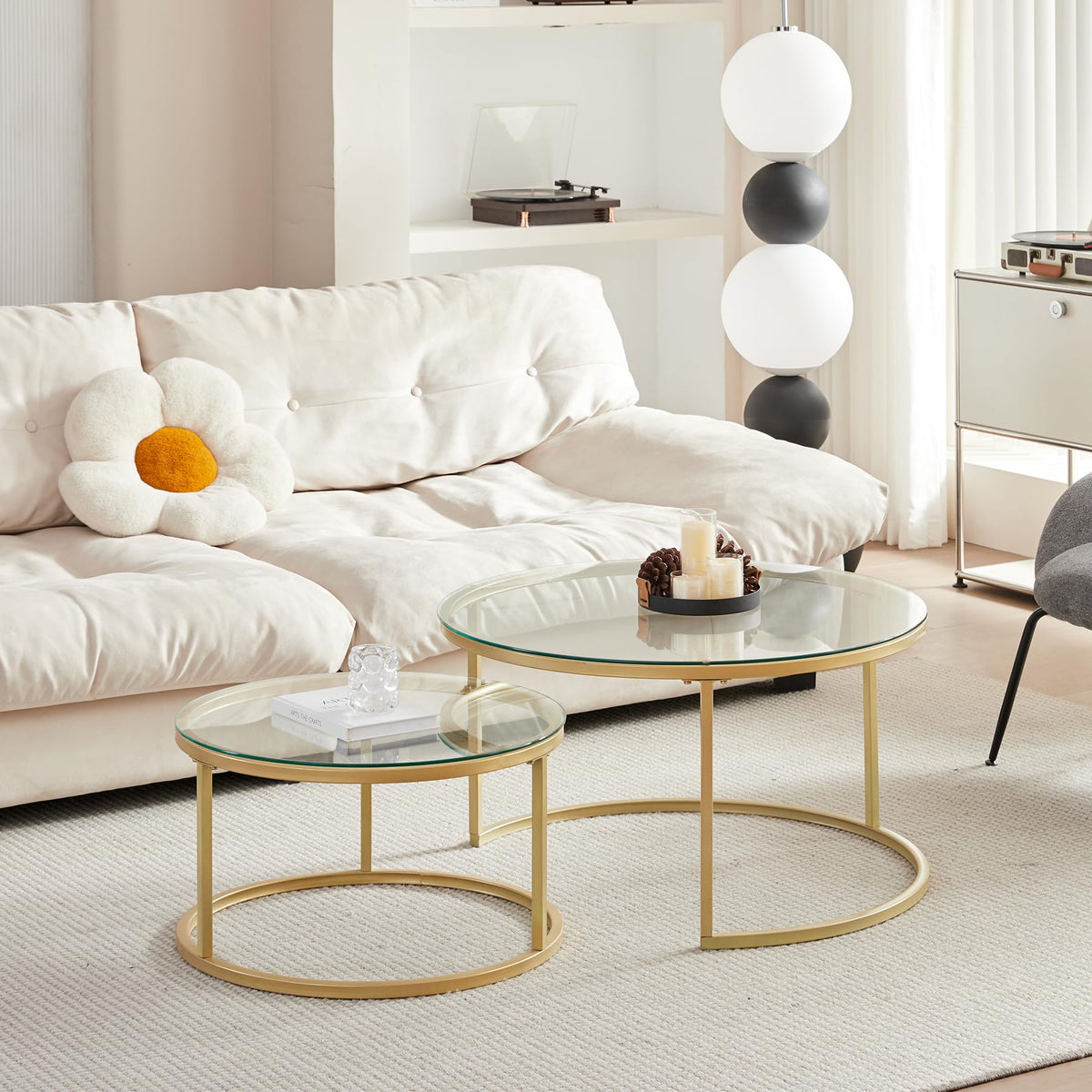 Set of 2 Round Coffee Tables Large 80 x 80 x 45 cm Small: 60 x 60 x 35 cm Round Coffee Table (Gold and Glass)