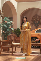 Turn Every Head: Amayra Printed Kurta Set – Feel Confident, Chic & Festive Effortlessly!