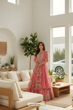 Feel Stunning Instantly – Elegant Ethnic Gowns That Turn Every Head