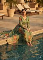 "Feel Elegant & Graceful – Stunning Green Anarkali Gown with Dupatta That Turns Heads